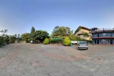 Hotelli Mountain View Villas Of Coorg
