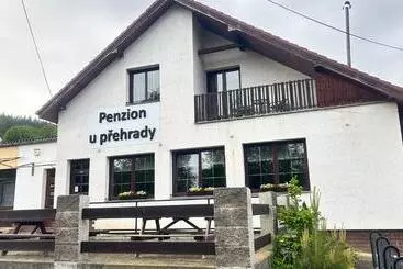 Majatalo Penzion U Přehrady