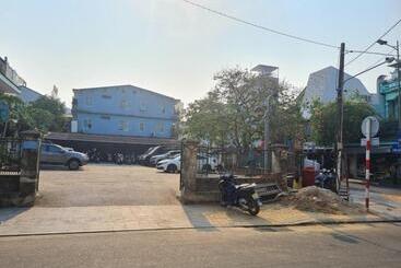 هتل آپارتمان Banana Homestay