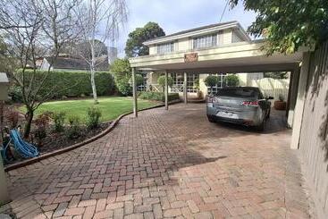 Blackburn Lake Bed And Breakfast