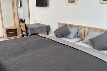 膳宿费 Ein Zimmer Wohnung Am Markt