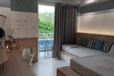 Bed and Breakfast Tu Casa At Pico De Loro Myna B