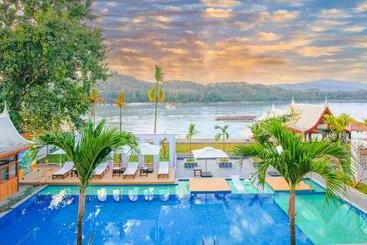 Relaxful Hotel泊岸酒店