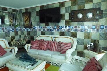 아파트 Kristhal Plaza