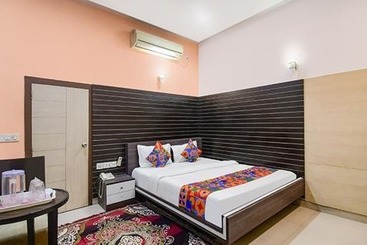 Hotel Fabexpress Gardenia