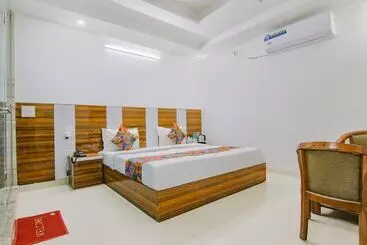 Fabhotel Gp Royal