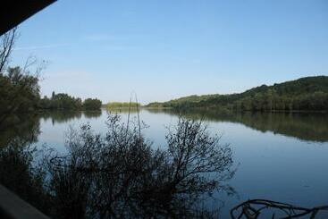 مبيت وإفطار Chambre D Hôtes Le Pigeonnier De Quittimont