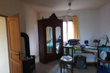 مبيت وإفطار L'autourserie