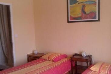 ベッドアンドブレックファースト L'autourserie