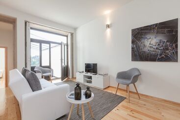 Bo   Marquês Apartments