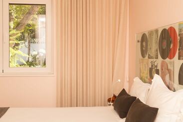 Отель Aires Da Serra