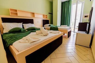 בית מלון כפרי Garden