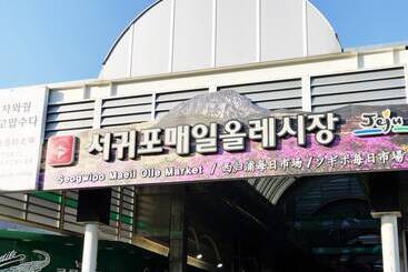 Momento Hotel Hostel