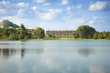 Resort Jetwing Lake