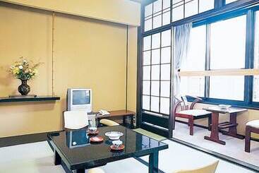 Ryokan Gero Onsen Tsurutsuru No Yu Minorisou