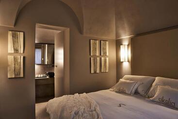 فندق فئة نجمة واحدة Sikelia Luxury