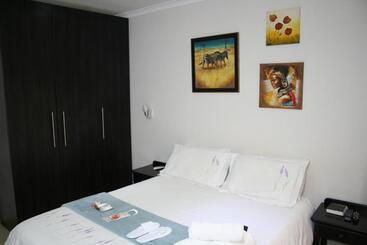 ペンション Thembelihle B&b