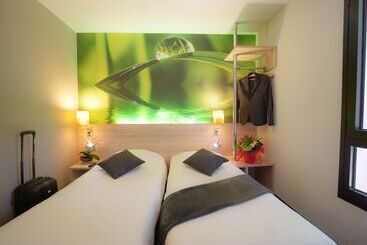 ホテル Inn Design Resto Novo Vannes