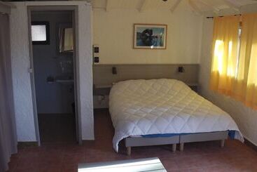 هتل Village Vacances Kallisterra