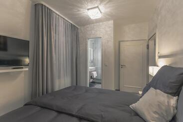 민박 Bahnlounge 1907