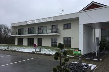 בית מלון כפרי Restaurant La Claire Foret