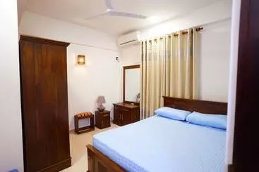 Amazing Alexandra Apartment
