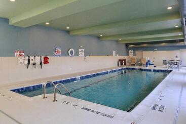 호텔 Holiday Inn Express & Suites Southgate   Detroit Area By Ihg