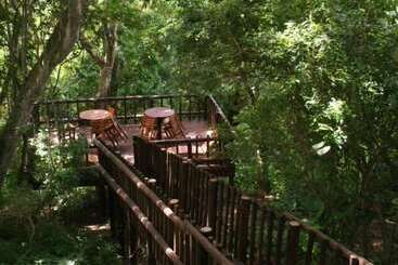 Пансион Ndiza Lodge And Cabanas