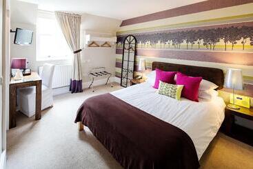 مسافرخانه The Victoria