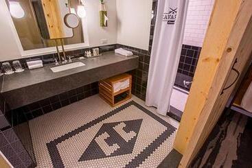 Cavalry Court, By Valencia Hotel Collection