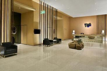 Отель Holiday Inn Express Chengdu Wenjiang Hotspring, An Ihg