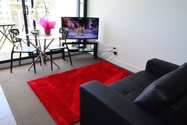 Апартаменты Amazing Accommodations South Yarra