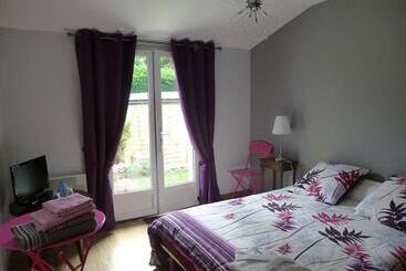 Aamiaismajoitus (B&B) Villa Alluro