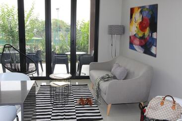 בית מלון כפרי The Lakes Boutique Lodge