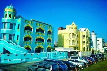 تختخواب و صبحانه The Domed Tile Bb