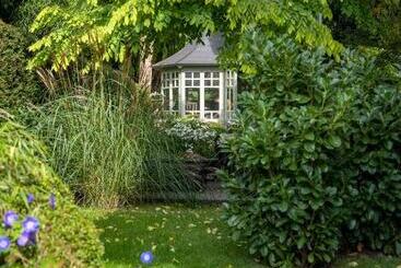 ホテル Garni Villa Rosengarten