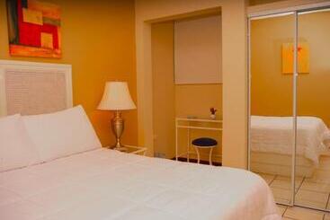 酒店 Bamboo Aeropuerto