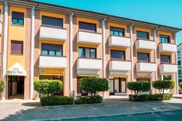 هتل Beverly Park Residence
