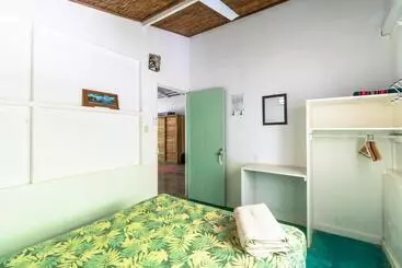 Bajo El Arbol B&b