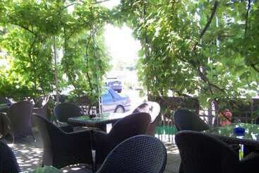 酒店 Guest House Ivac Inn Zagreb Airport