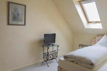 Отель Landhaus Plendl