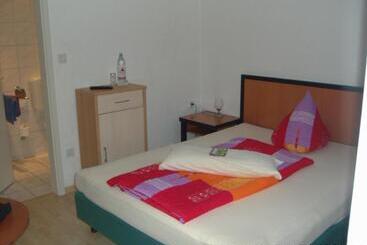 Hotel Zur Alten Fuldaschleife