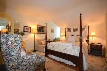 Hotel 1842 Bed & Breakfast
