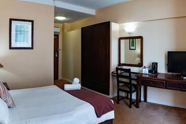 هتل Gooderson Tropicana