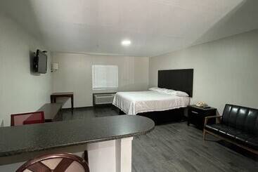 酒店 High Falls Inn & Suites