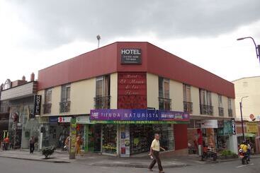 Hotel Meson De Las Flores