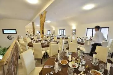 Nocleg ze śniadaniem Pensiune Restaurant Flamingo