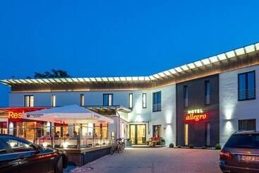 Hotel Allegro