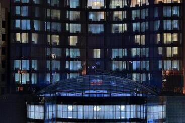 Hotel Damas International