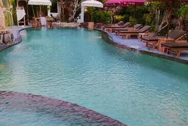 Schronisko Berlian Inn Kuta Beach